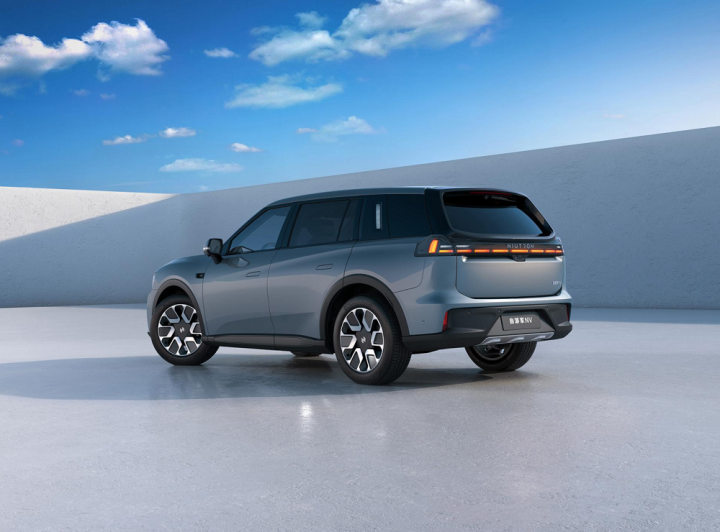 Доступная альтернатива Land Rover: представлен новый бренд Niutron